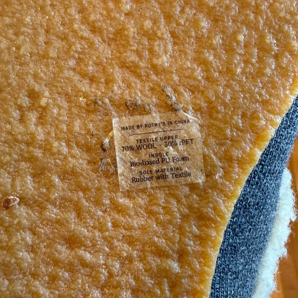 Rothy's Gray Wool Slip-On with Cream Sherpa Insole - Picture 4 of 5